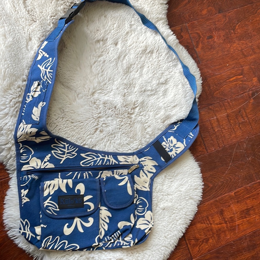 Kulo Ko Gear large sling purse